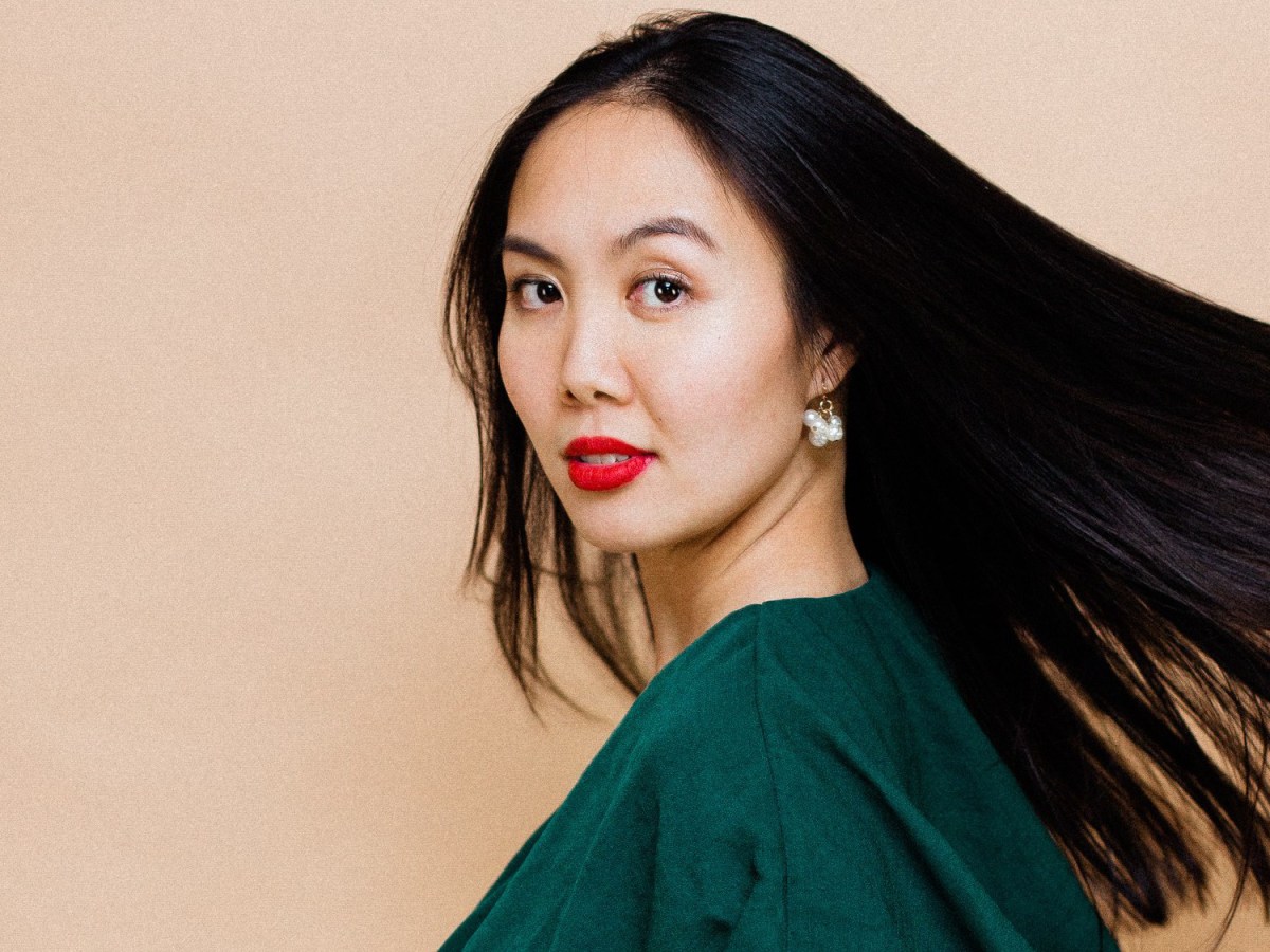 Holiday Look: How to Maximize an Emerald Green&nbsp;Romper